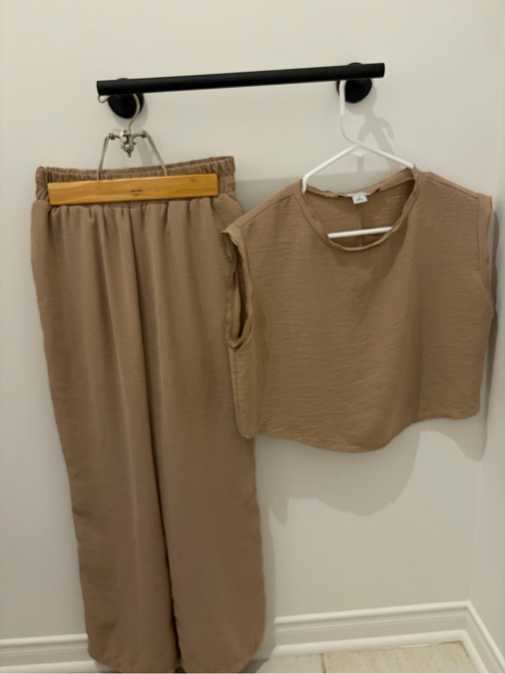 HYFVE Tan Wide-Leg Pants & Sleeveless Crop Top Set
